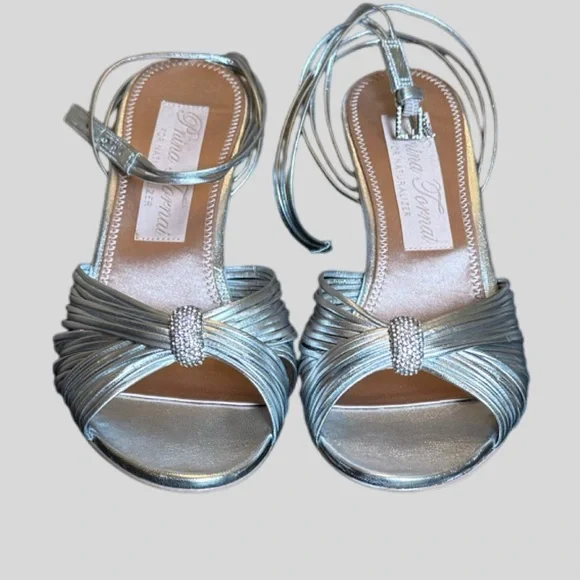 Prina Tornai for Naturalizer Metallic Silver Strappy Heels Women’s 7 - Picture 1 of 5